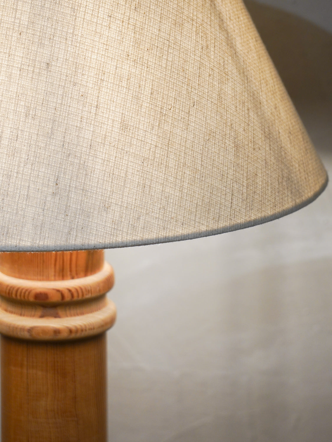 パインウッド テーブルランプ - Sweden - cerote antiques