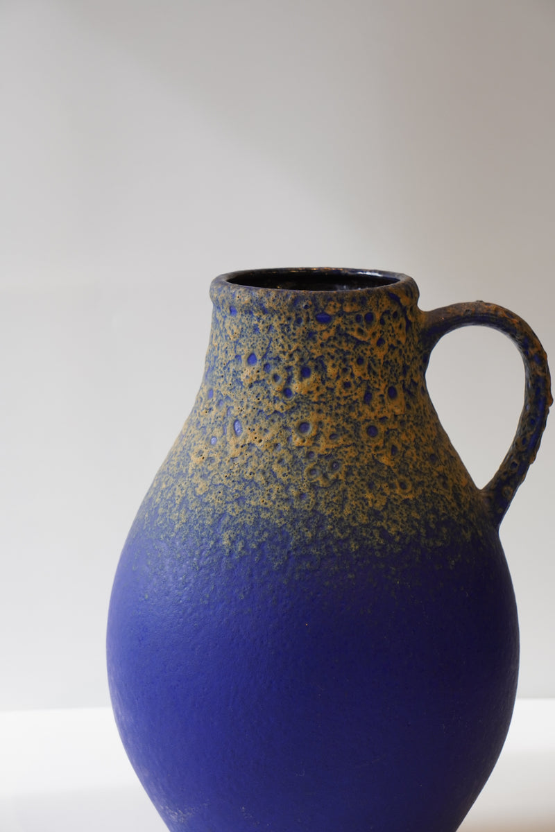 Fat Lava <br>セラミック フラワーベース <br>Germany <br>bob's box - ヴィンテージ SHARK ATTACK