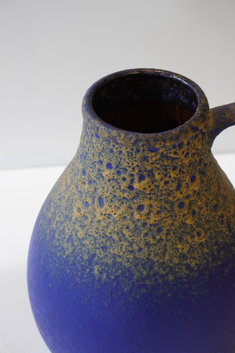 Fat Lava <br>セラミック フラワーベース <br>Germany <br>bob's box - ヴィンテージ SHARK ATTACK