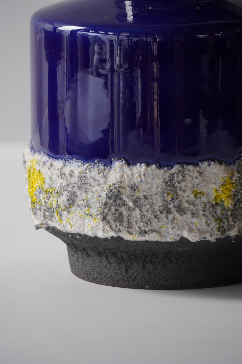 Carstens Tönnieshof 1531/20 <br>Fat Lava <br>セラミック フラワーベース <br>West Germany <br>bob's box - ヴィンテージ SHARK ATTACK