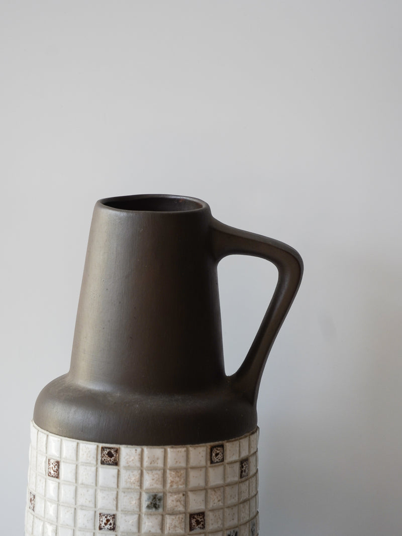 Sawa社 <br>Fat Lava <br>セラミック フラワーベース <br>1970's , Germany <br>bob's box - ヴィンテージ SHARK ATTACK