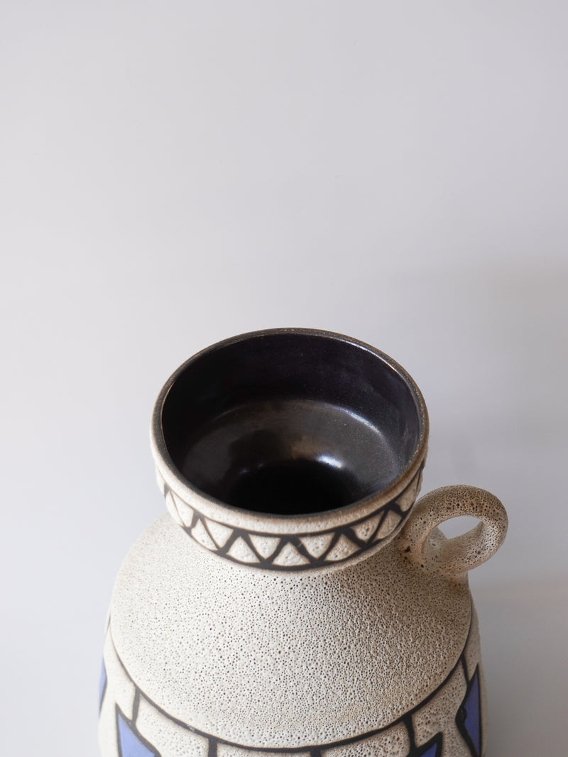 Gmudner <br>Fat Lava <br>セラミック フラワーベース <br>1950's , Austria<br>bob's box - ヴィンテージ SHARK ATTACK