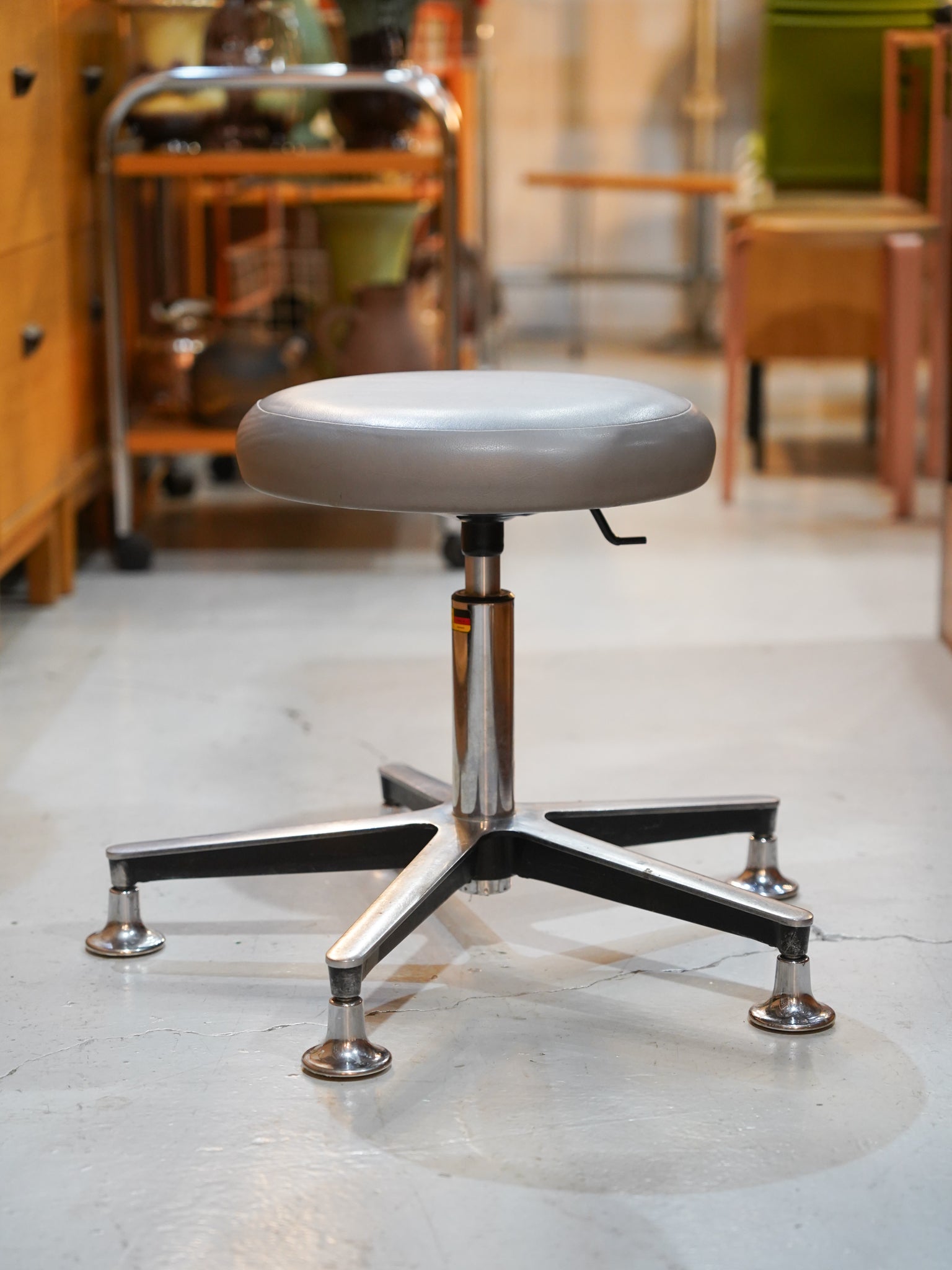 CHAIR – SHARK ATTACK ONLINE SHOP