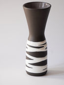 Fat Lava 4221-00<br>Fat Lava <br>セラミック フラワーベース <br>Germany <br>bob's box - ヴィンテージ SHARK ATTACK