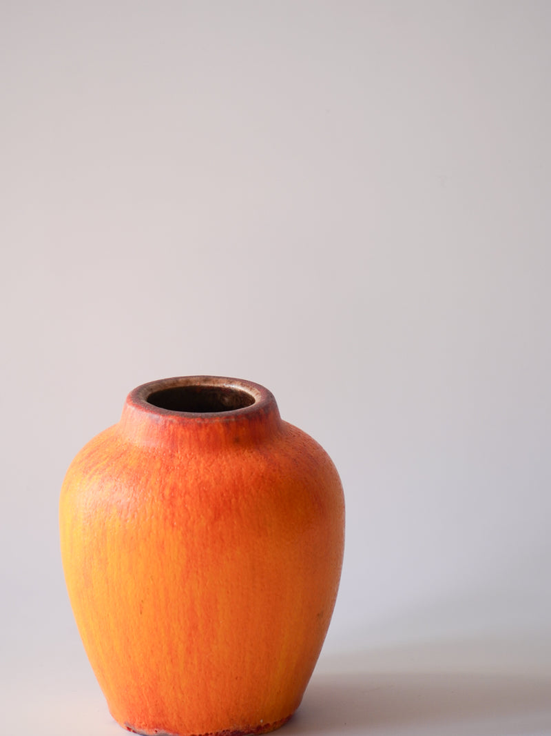 Fat Lava <br>Fat Lava <br>セラミック フラワーベース <br>Germany <br>bob's box - ヴィンテージ SHARK ATTACK