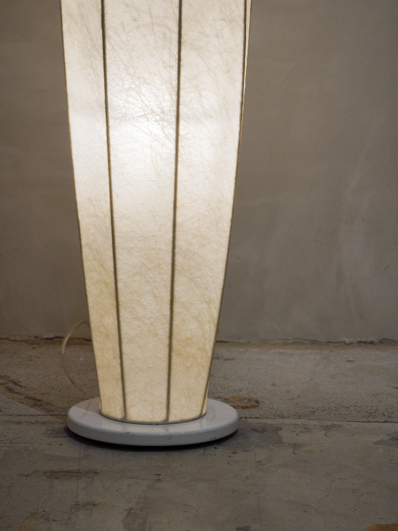 コクーン フロアランプ<br>1990-00's , Austria<br>bob's box - ヴィンテージ SHARK ATTACK