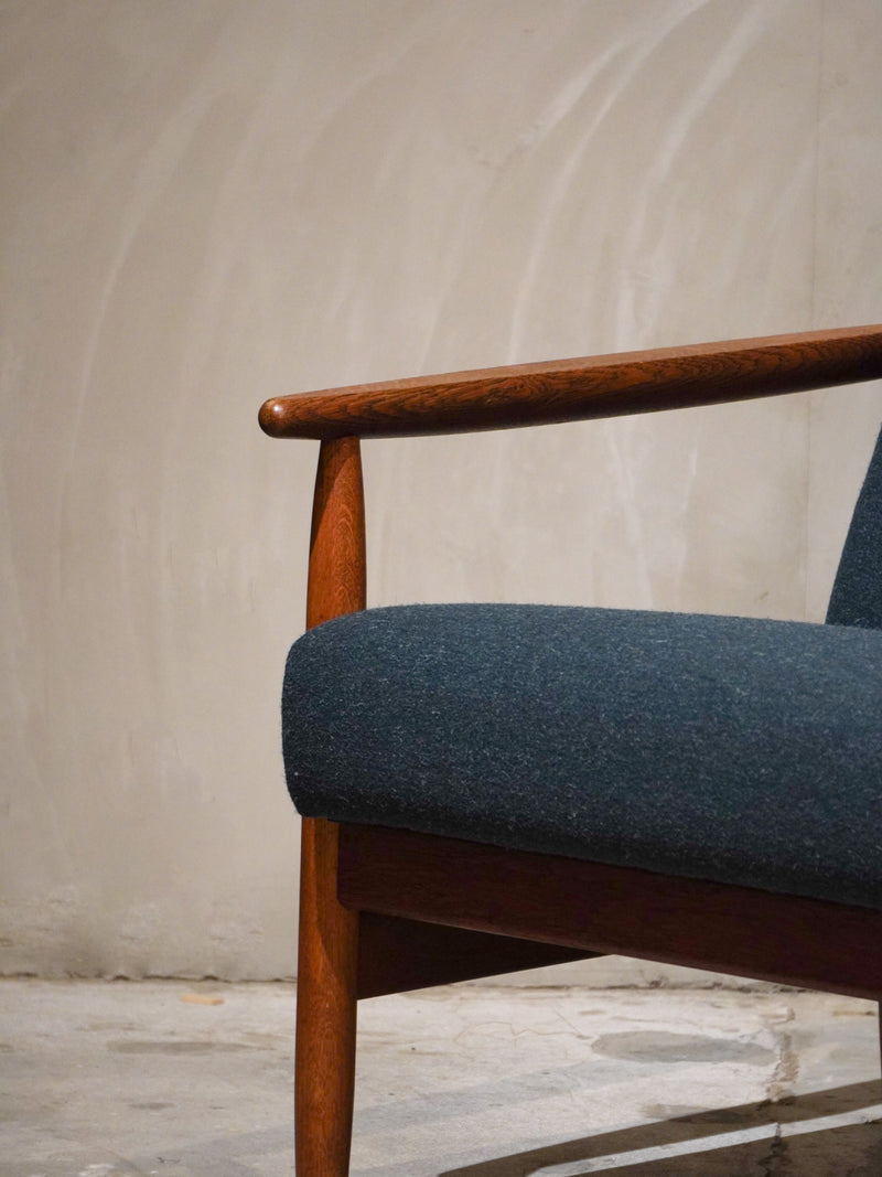 FDB Møbler , Ejvind A. Johansson (A) <br>J65 ハイバックチェア <br>1950~1960's , Denmark <br>bob's box - ヴィンテージ SHARK ATTACK