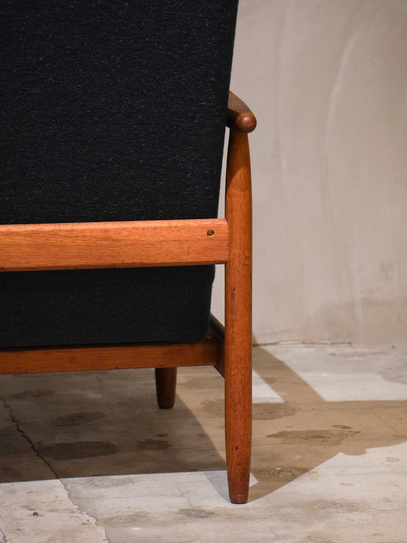 FDB Møbler , Ejvind A. Johansson (A) <br>J65 ハイバックチェア <br>1950~1960's , Denmark <br>bob's box - ヴィンテージ SHARK ATTACK