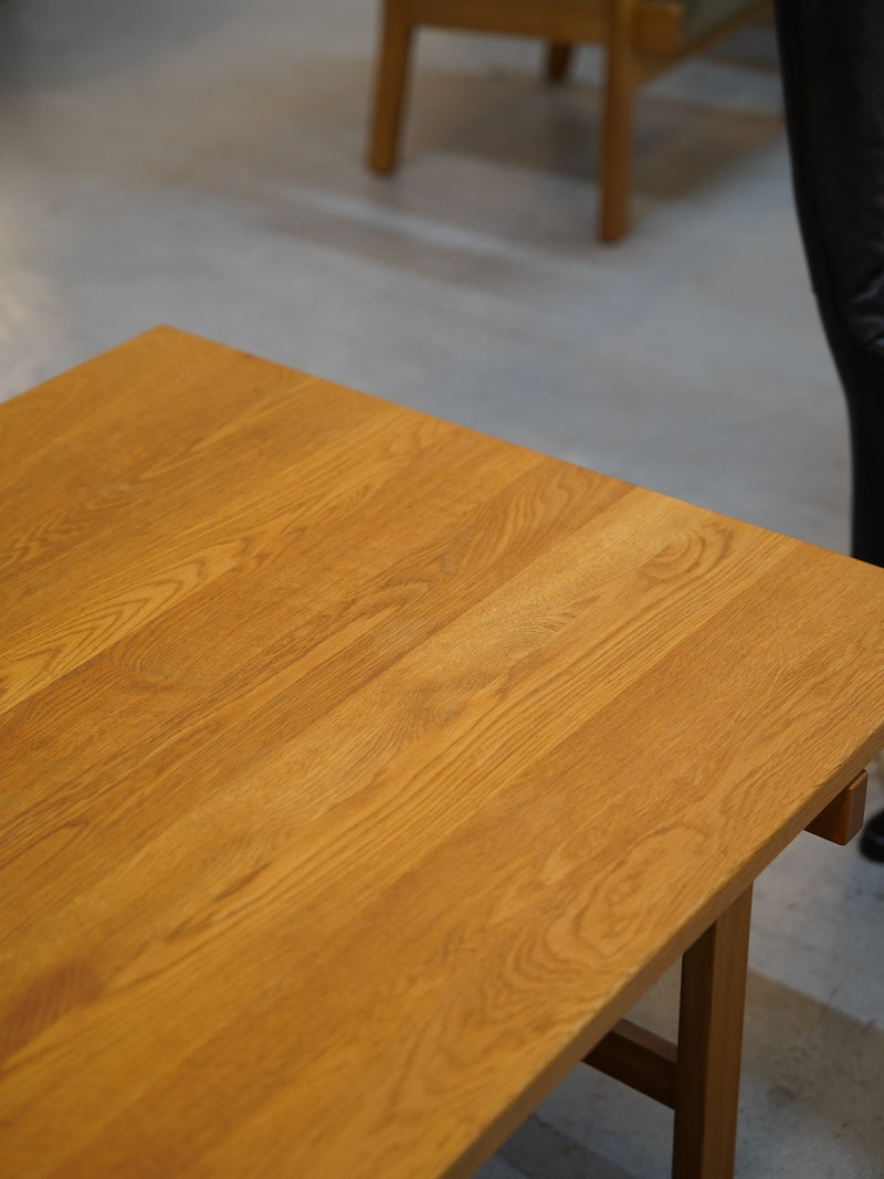 Hans J.Wegner , PP Mobler <br> オークウッド センターテーブル <br> Denmark  <br> 大和店