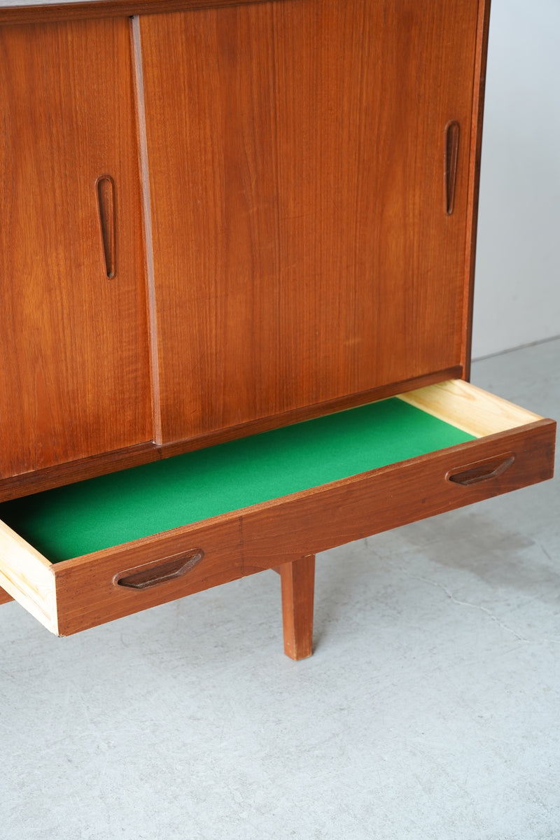 チークウッド サイドボード<br>1960’s , Denmark<br>TAMAGAWA BASE - ヴィンテージ SHARK ATTACK