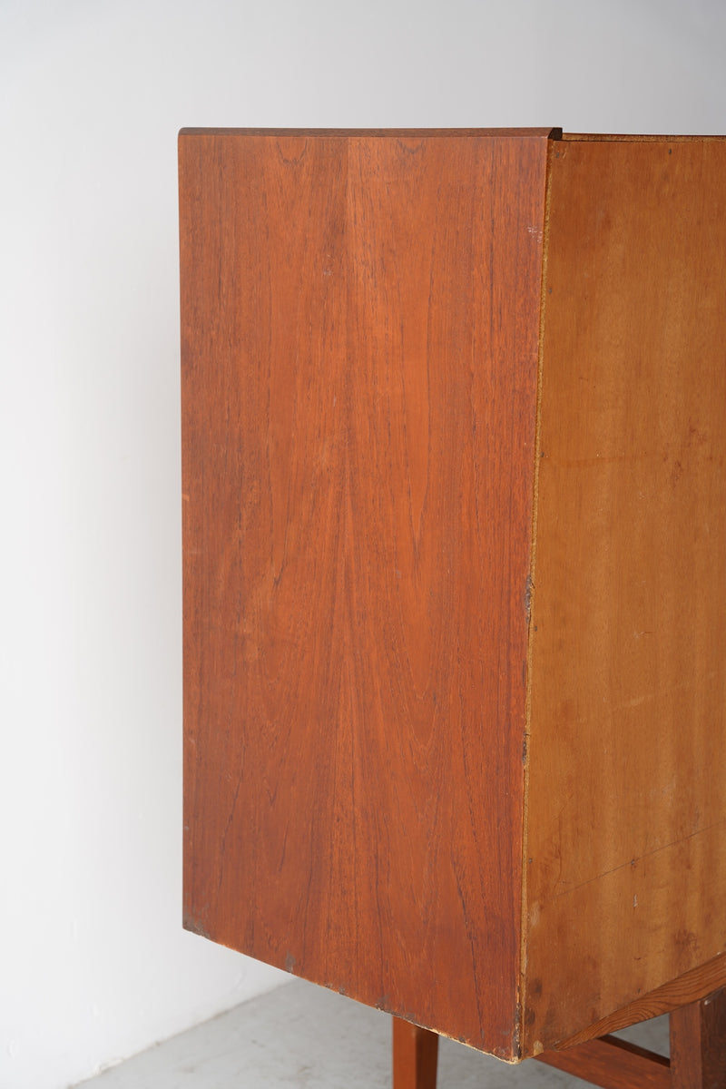 チークウッド サイドボード<br>1960’s , Denmark<br>TAMAGAWA BASE - ヴィンテージ SHARK ATTACK