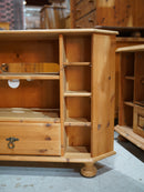 パインウッド キャビネット <br> 大和店