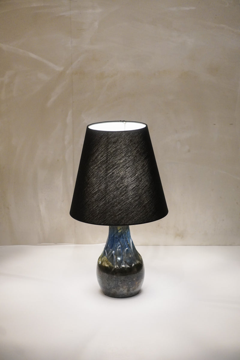 セラミック テーブルランプ<br> Denmark <br>cerote antiques - ヴィンテージ SHARK ATTACK