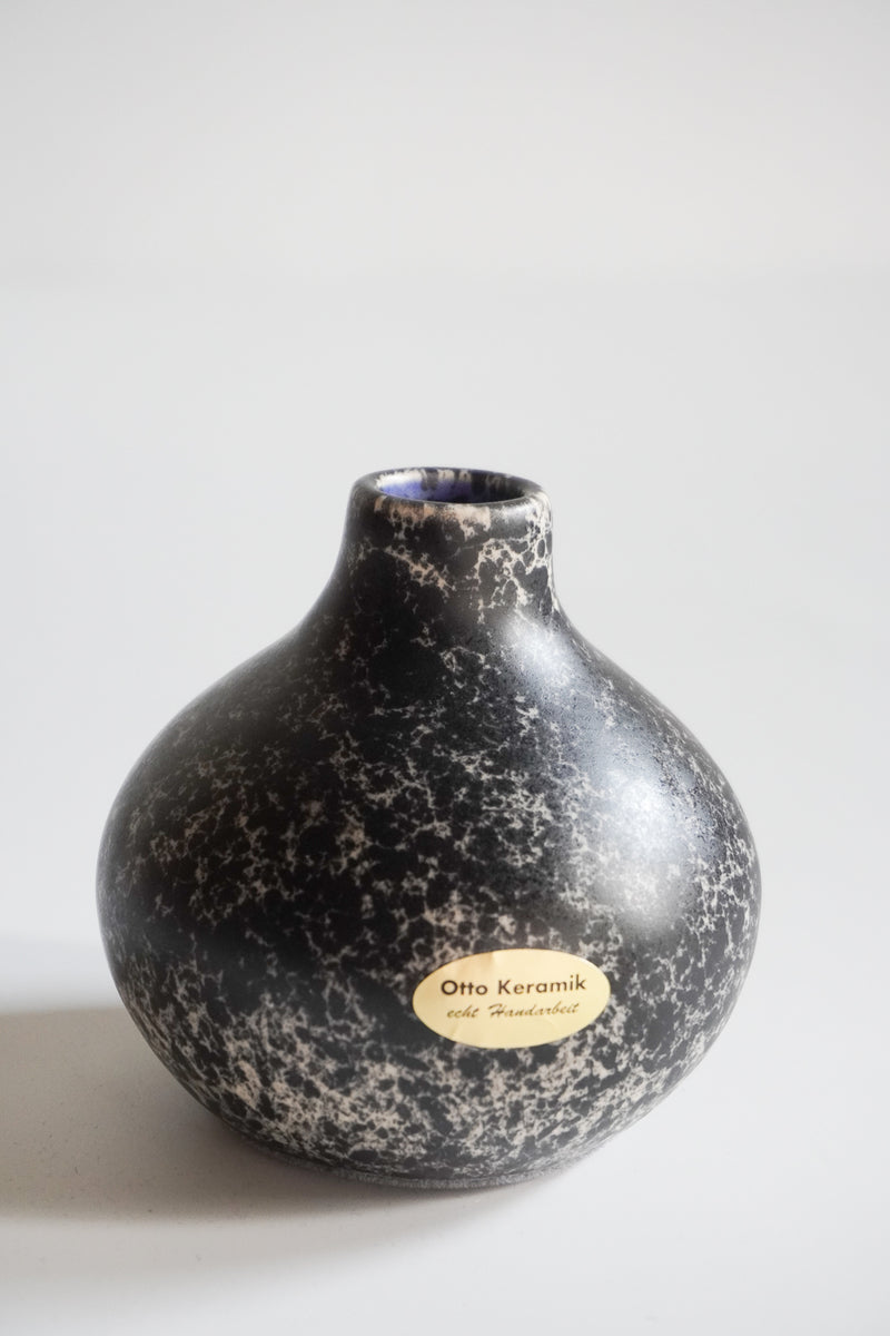 Otto Keramik <br>Vase 2611 <br>Otto Keramik Tokyo・大阪店・大和店・TAMAGAWA BASE - ヴィンテージ SHARK ATTACK