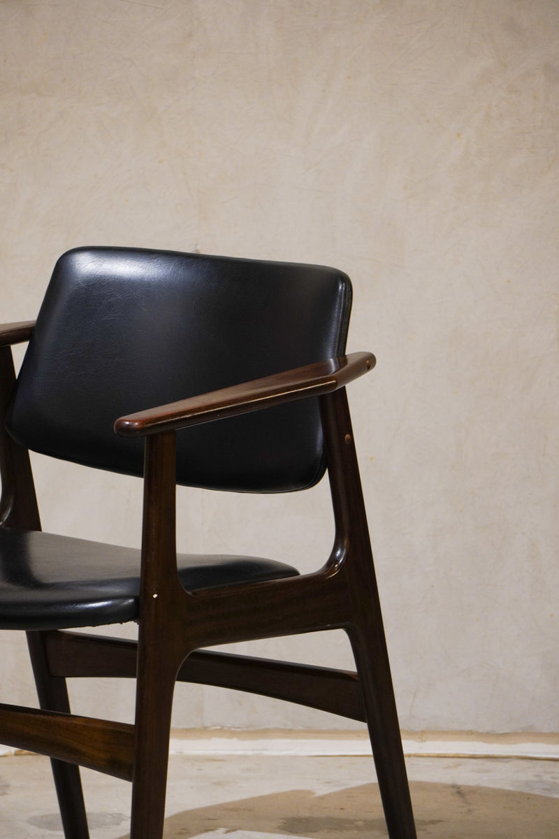 Arne Vodder <br>アームチェア<br>cerote antiques - ヴィンテージ SHARK ATTACK