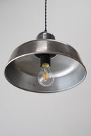 ペンダントランプ<br>大和店 , cerote antiques - ヴィンテージ SHARK ATTACK