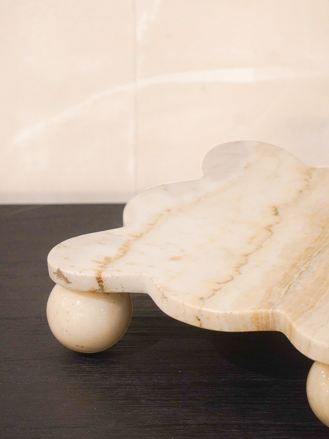 Versmissen - Netherlands - Onyx Ball Tray
