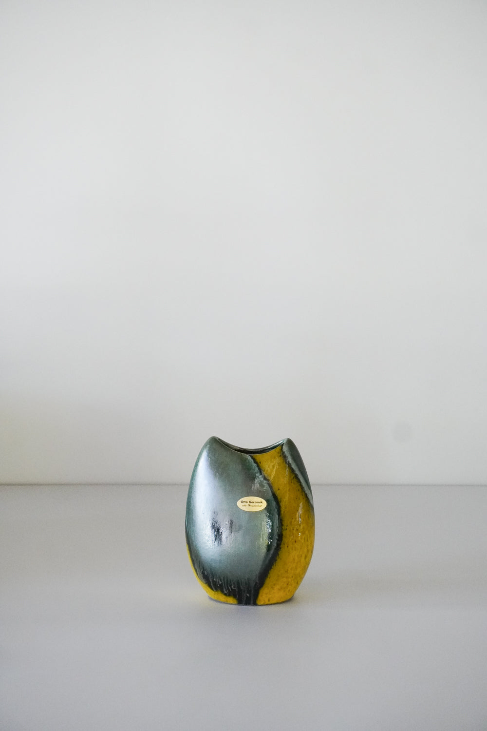 Otto Keramik <br>Vase 2851 <br> Otto Keramik Tokyo・大阪店 - ヴィンテージ SHARK ATTACK