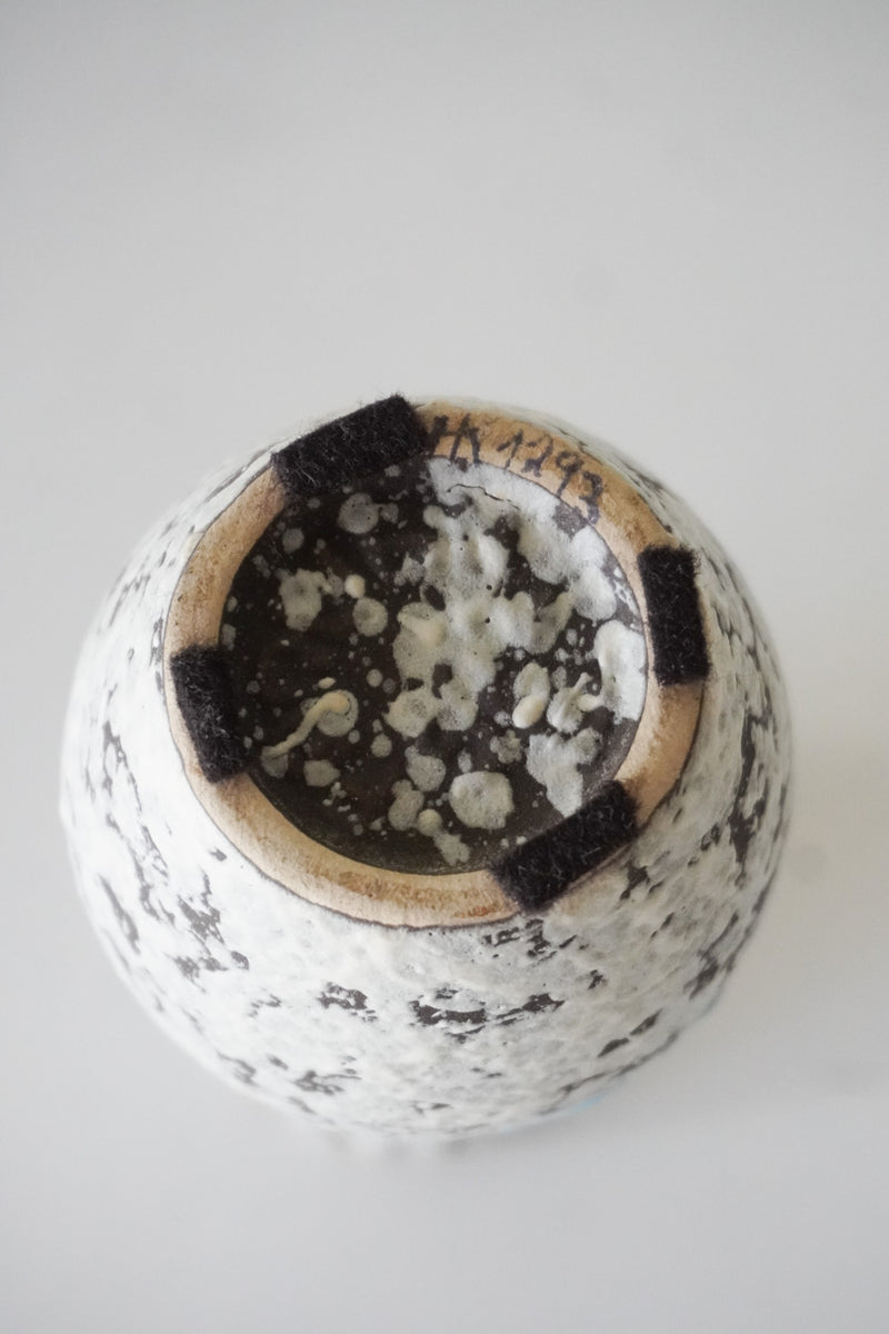 Fat Lava <br>セラミック フラワーベース <br>bob's box - ヴィンテージ SHARK ATTACK