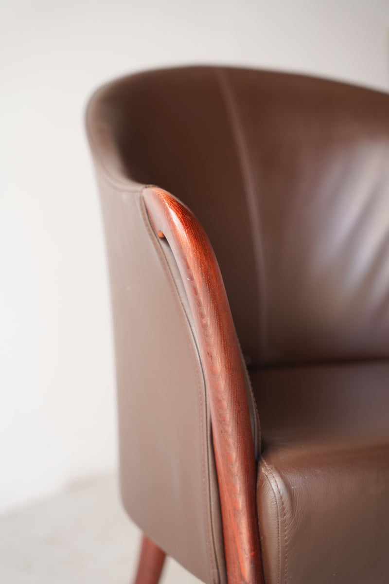 レザー 1シーター ソファ <br>大阪店 - ヴィンテージ SHARK ATTACK