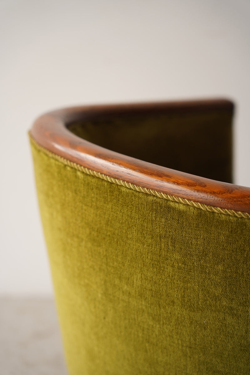 1シーター ソファ <br>大和店 - ヴィンテージ SHARK ATTACK