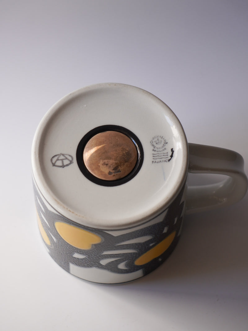 Royal Copenhagen<br>イヤーマグ/1976<br>Denmark<br>bob's box