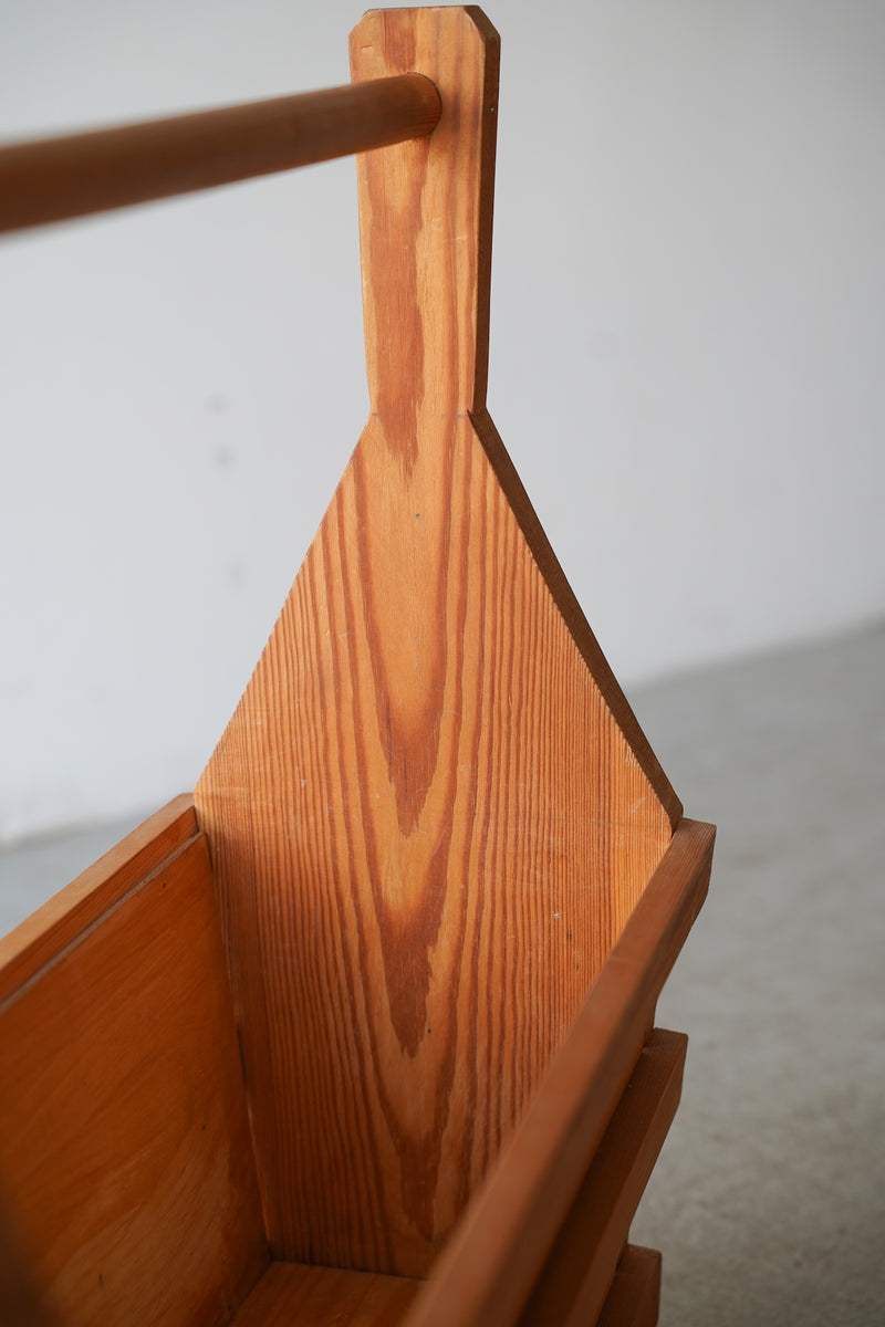 ウッド マガジンラック <br>大阪店 - ヴィンテージ SHARK ATTACK