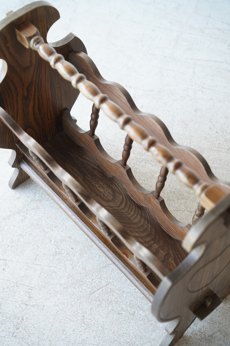 ウッド マガジンラック <br>大和店 - ヴィンテージ SHARK ATTACK