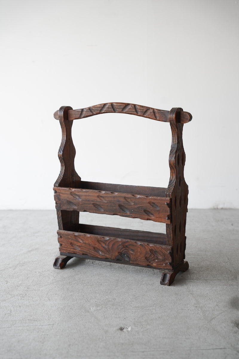 ウッド マガジンラック <br>大和店 - ヴィンテージ SHARK ATTACK