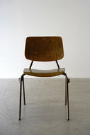 Car Katwijk社製<br>プライウッド スタッキングチェア<br>ヴィンテージ<br>大阪店 - ヴィンテージ SHARK ATTACK