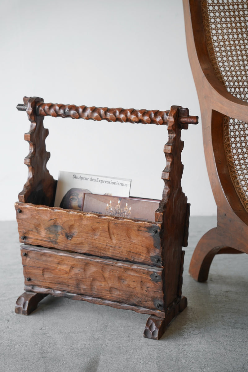 ウッド マガジンラック <br>大和店 - ヴィンテージ SHARK ATTACK