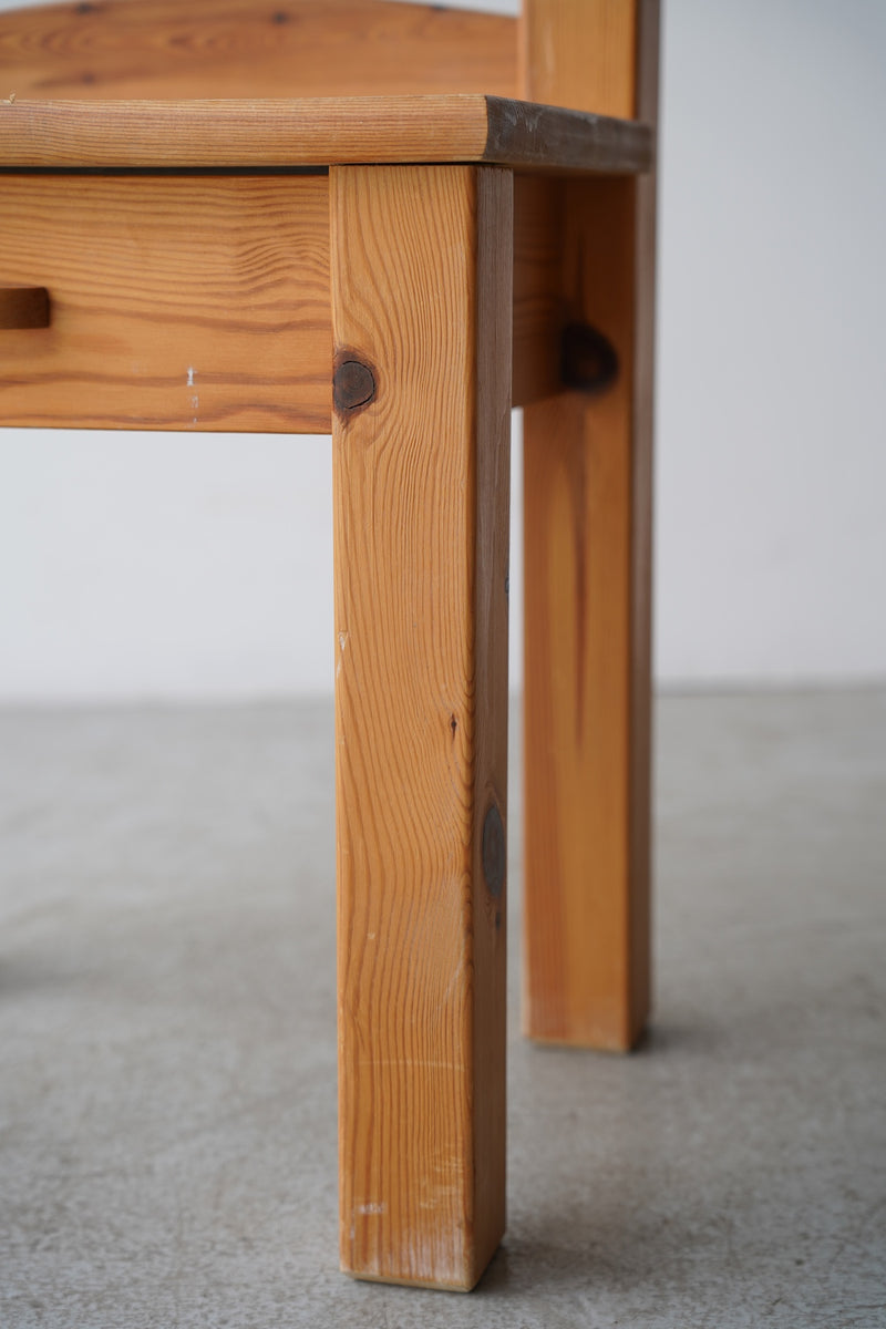 パインウッド ナイトテーブル <br>大和店 - ヴィンテージ SHARK ATTACK