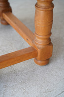 オークウッド <br> サイドテーブル / ナイトテーブル <br>大和店 - ヴィンテージ SHARK ATTACK