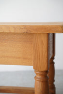 オークウッド <br> サイドテーブル / ナイトテーブル <br>大和店 - ヴィンテージ SHARK ATTACK