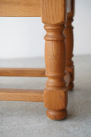 オークウッド <br> サイドテーブル / ナイトテーブル <br>大和店 - ヴィンテージ SHARK ATTACK