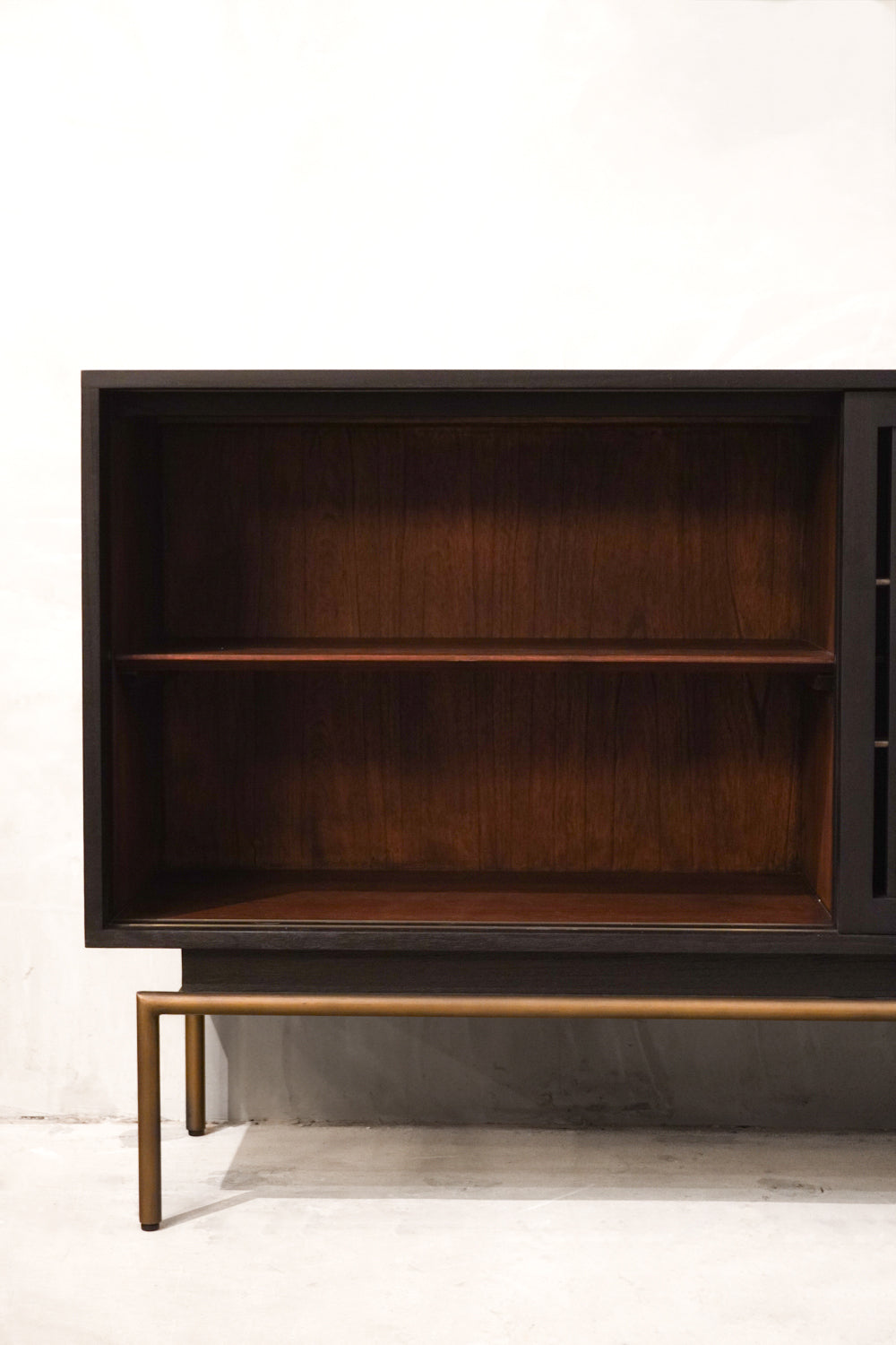 Versmissen - Netherlands - Tellem Sideboard