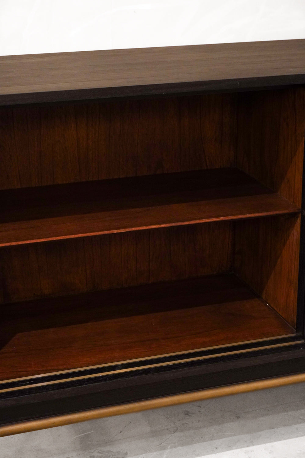 Versmissen - Netherlands - Tellem Sideboard