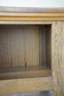 オークウッド ナイトテーブル/キャビネット <br>大和店 - ヴィンテージ SHARK ATTACK