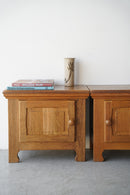 オークウッド ナイトテーブル/キャビネット <br>大和店 - ヴィンテージ SHARK ATTACK