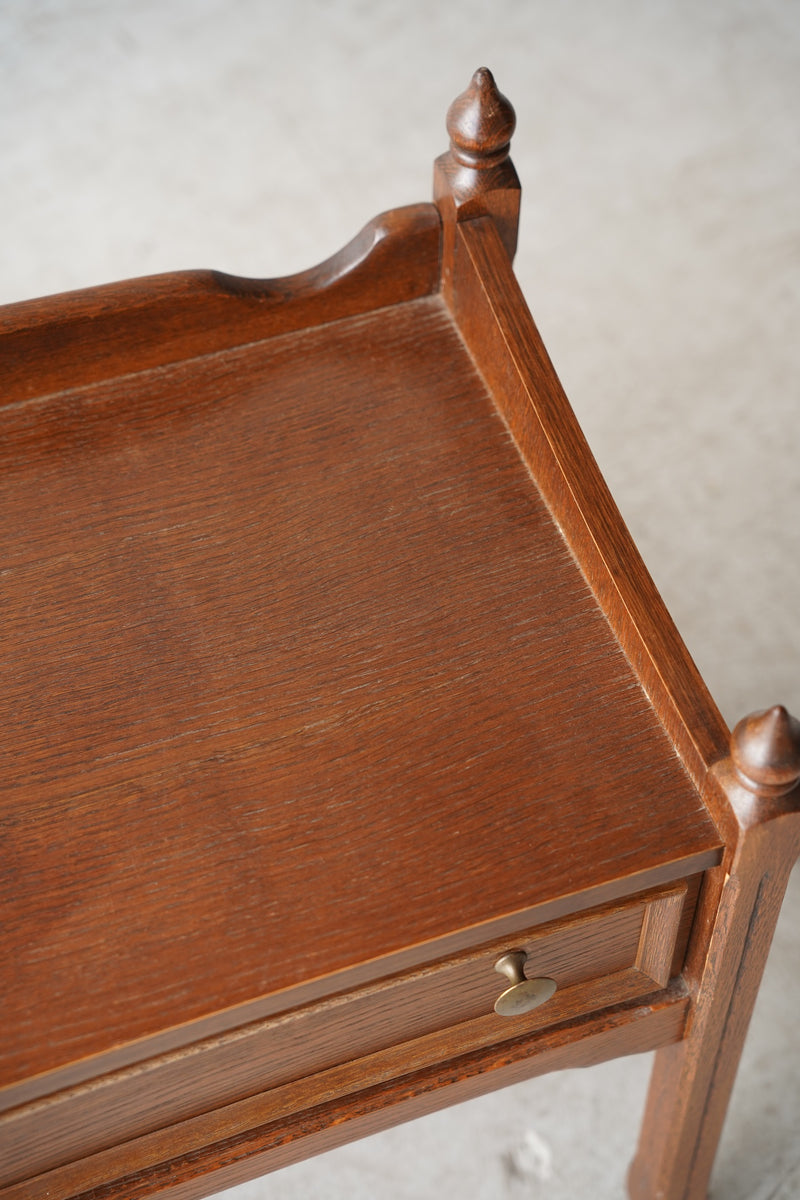 オークウッド ナイトテーブル/キャビネット <br>大和店 - ヴィンテージ SHARK ATTACK