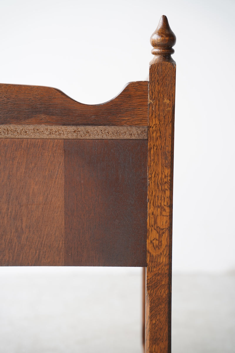 オークウッド ナイトテーブル/キャビネット <br>大和店 - ヴィンテージ SHARK ATTACK