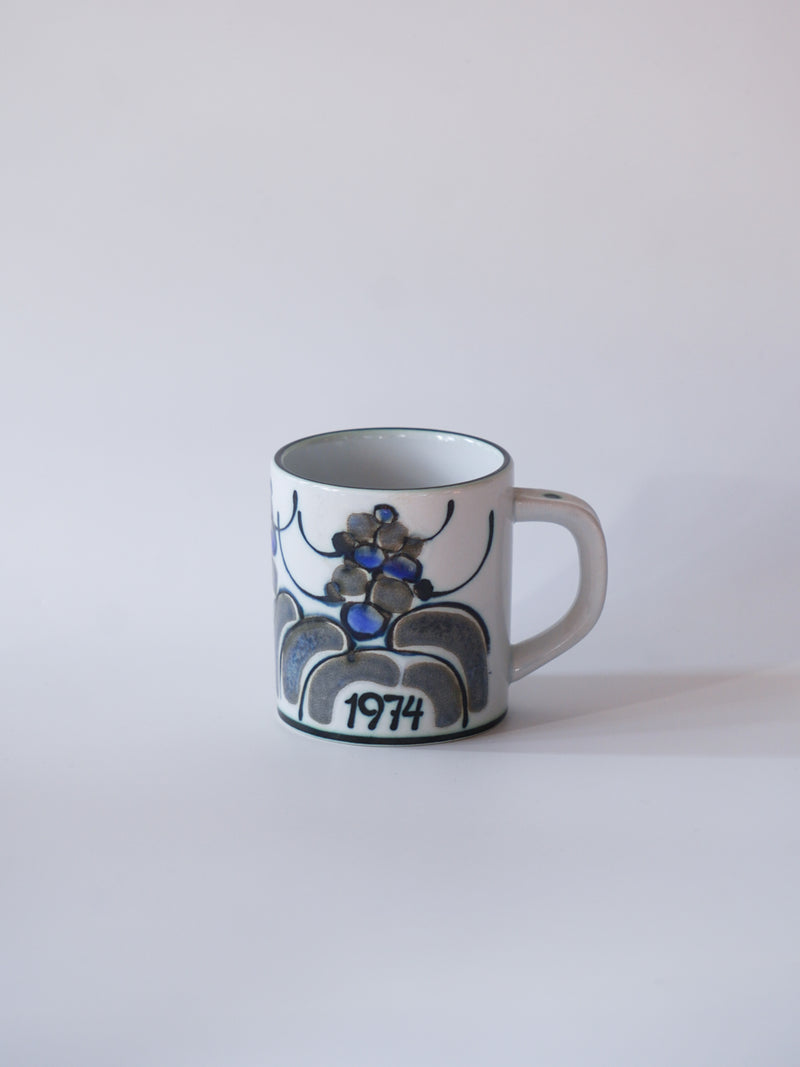 Royal Copenhagen<br>イヤーマグ/1974<br>Denmark<br>bob's box