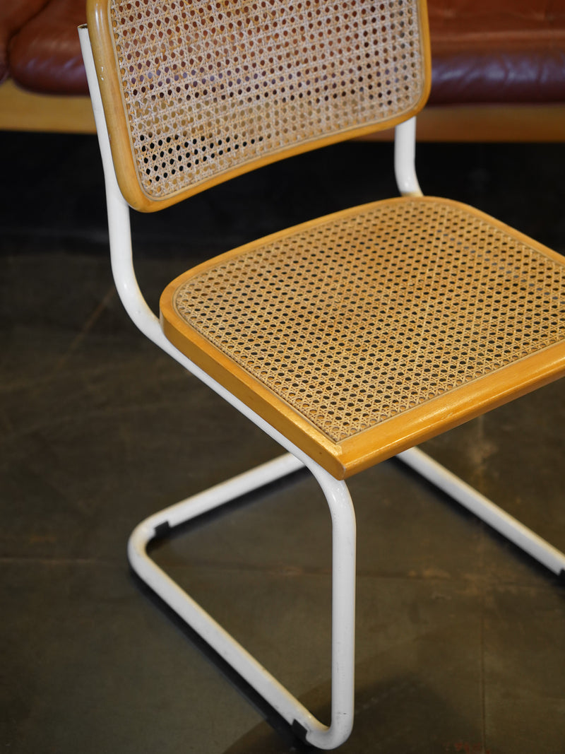 DINING CHAIR
