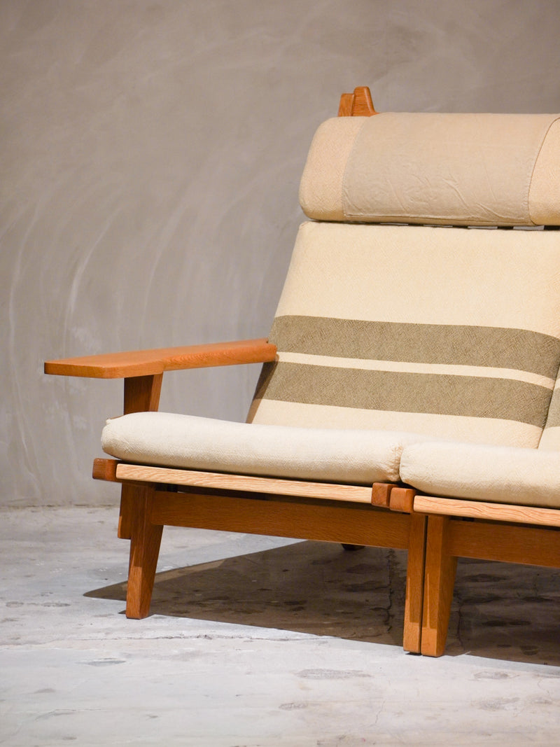 GETAMA社 , Hans J. Wegner <br> GE375 2シーターソファ <br> 1969 , Denmark <br> bob's box