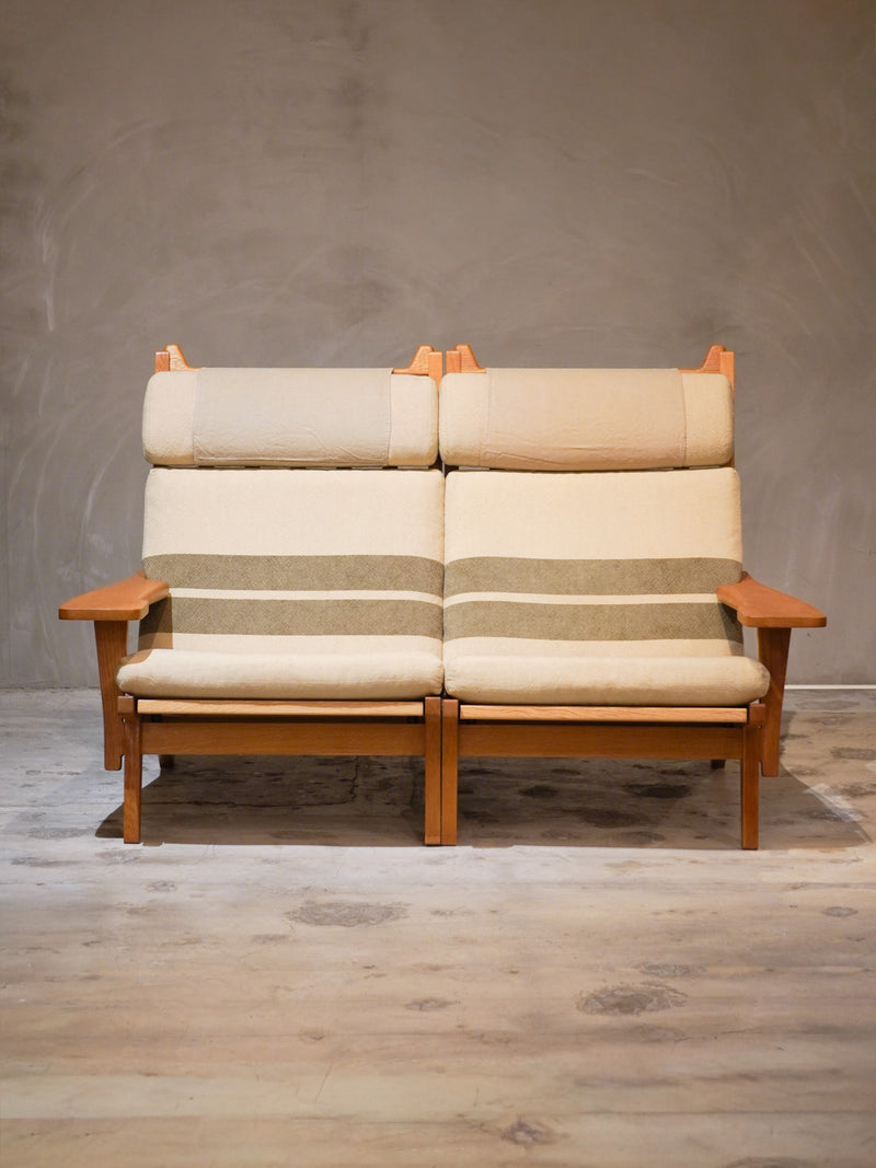 GETAMA社 , Hans J. Wegner <br> GE375 2シーターソファ <br> 1969 , Denmark <br> bob's box