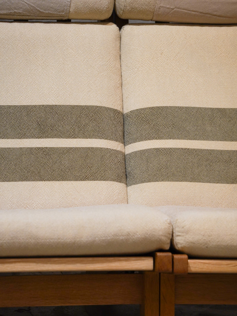 GETAMA社 , Hans J. Wegner <br> GE375 2シーターソファ <br> 1969 , Denmark <br> bob's box