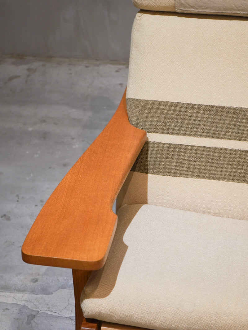 GETAMA社 , Hans J. Wegner <br> GE375 2シーターソファ <br> 1969 , Denmark <br> bob's box