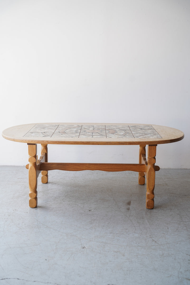 タイルトップ コーヒーテーブル <br>TAMAGAWA BASE - ヴィンテージ SHARK ATTACK