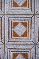 タイルトップ コーヒーテーブル <br>大和店 - ヴィンテージ SHARK ATTACK