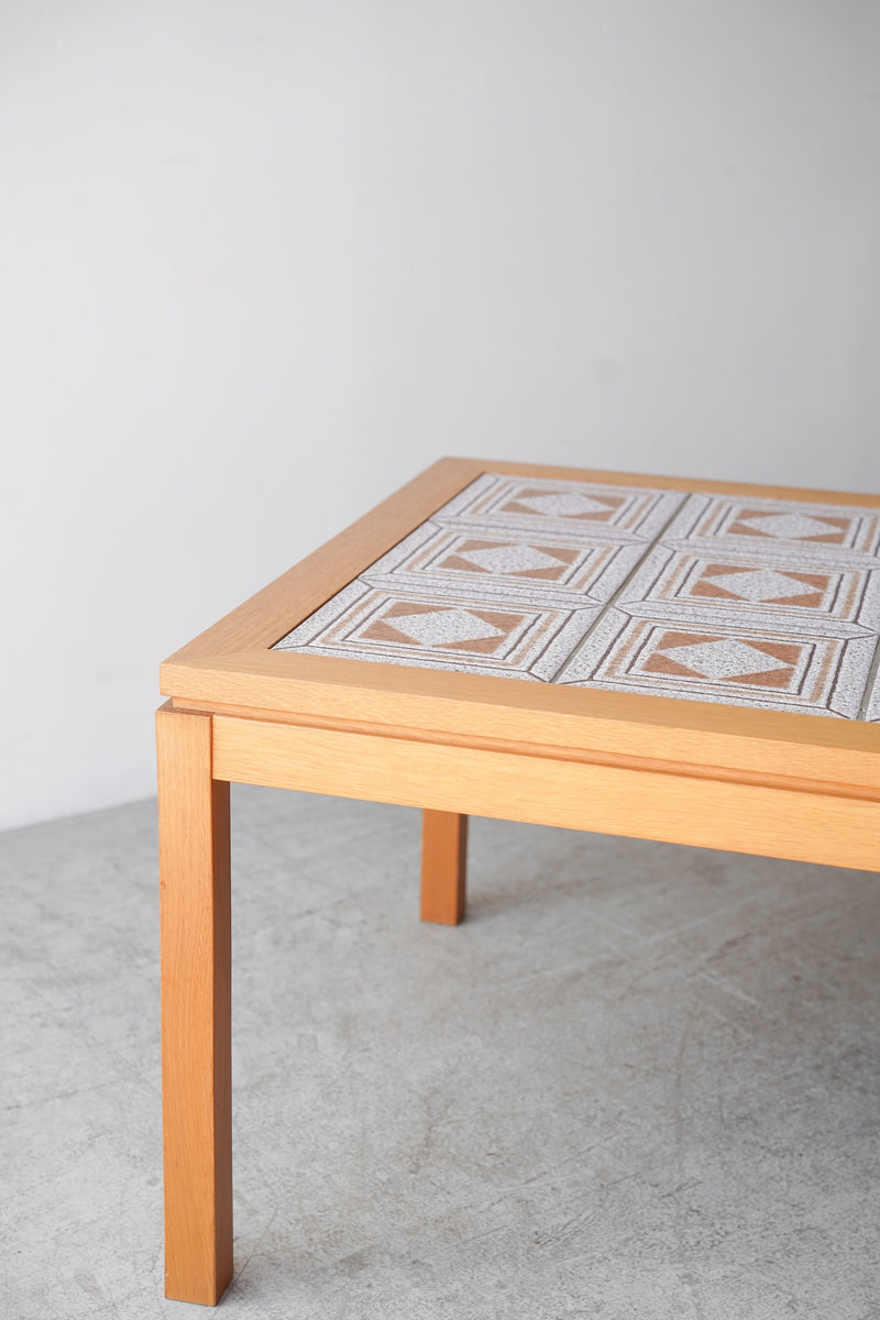 ビンテージ　タイルトップサイドテーブル　タイルトップコーヒーテーブル　テレビ台 ビンテージ タイルトップサイドテーブル タイルトップコーヒー